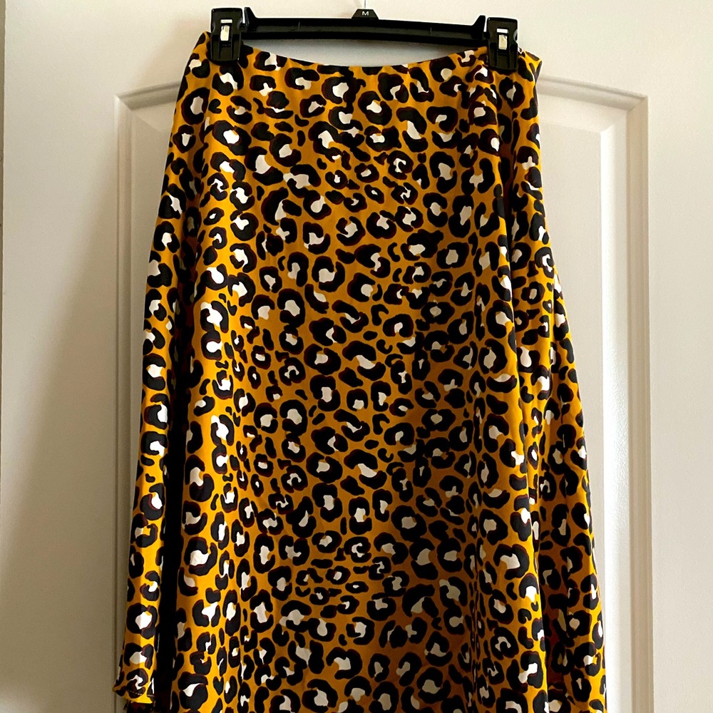 Free flow Skirt in Animal Print
